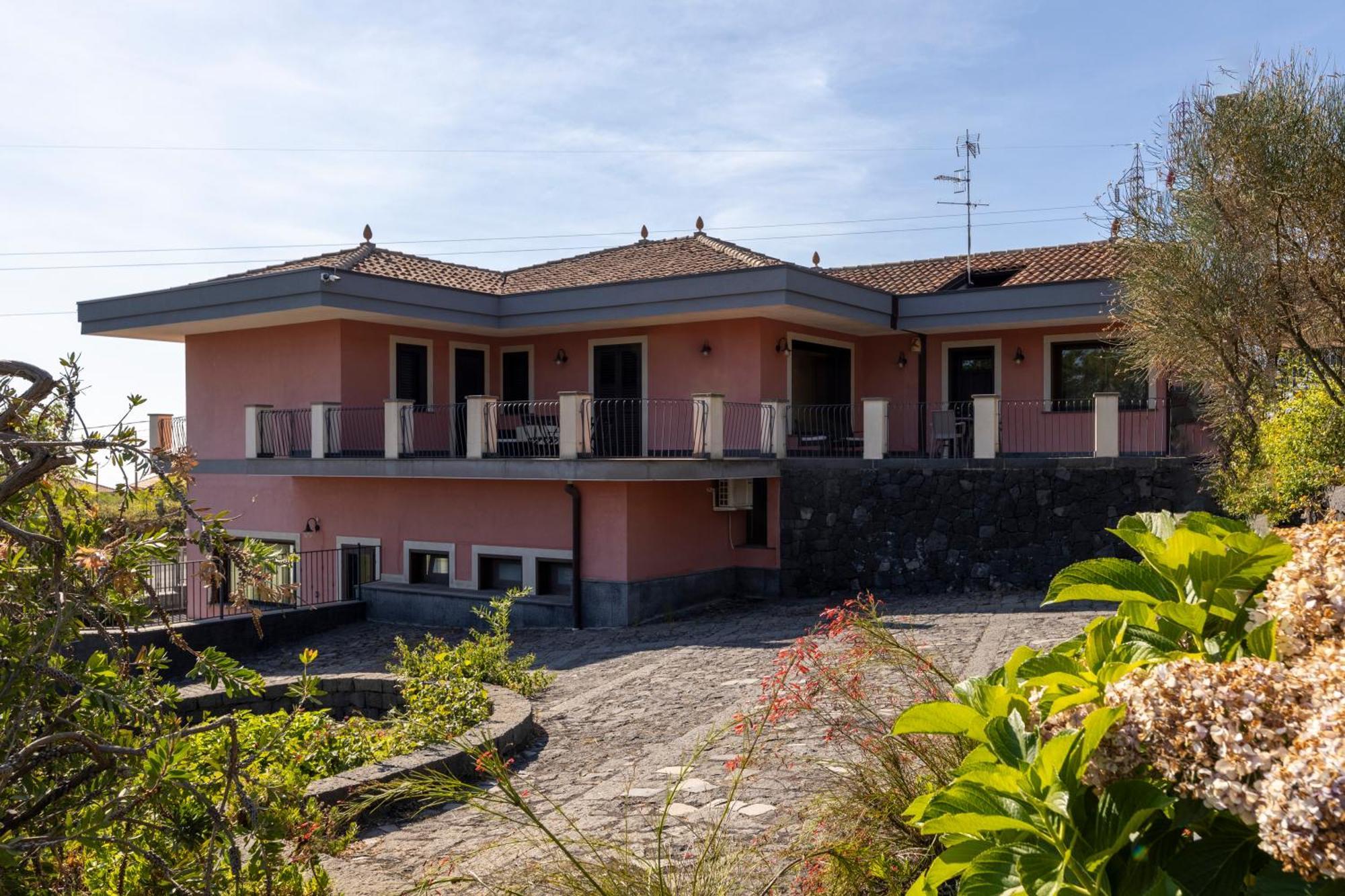 Villa Vulcano, Tra L'Etna E Il Mare ซัฟเฟรานา เอตเนอา ภายนอก รูปภาพ